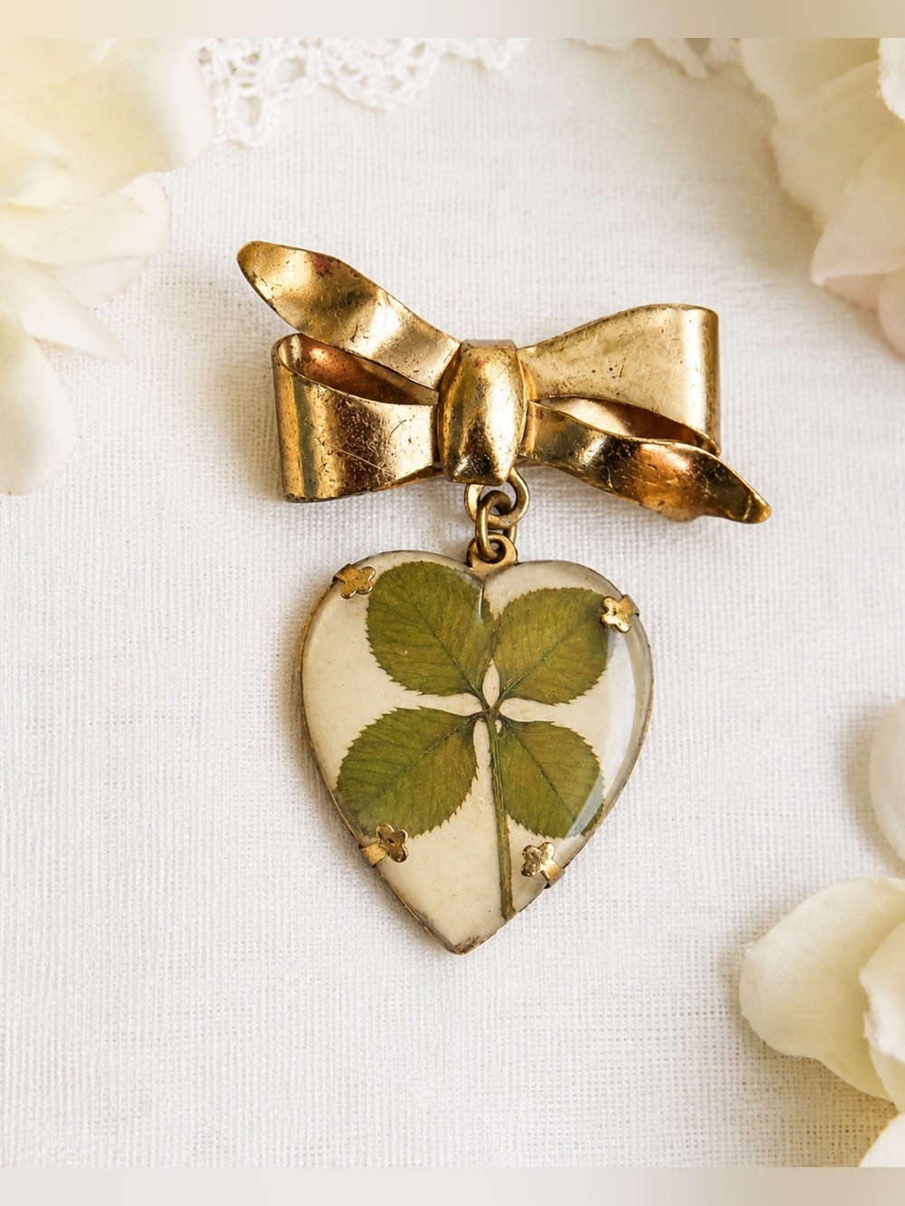 Vintage Four Leaf Clover Heart Dangle Brooch Pin Gold Tone Bow Good Luck